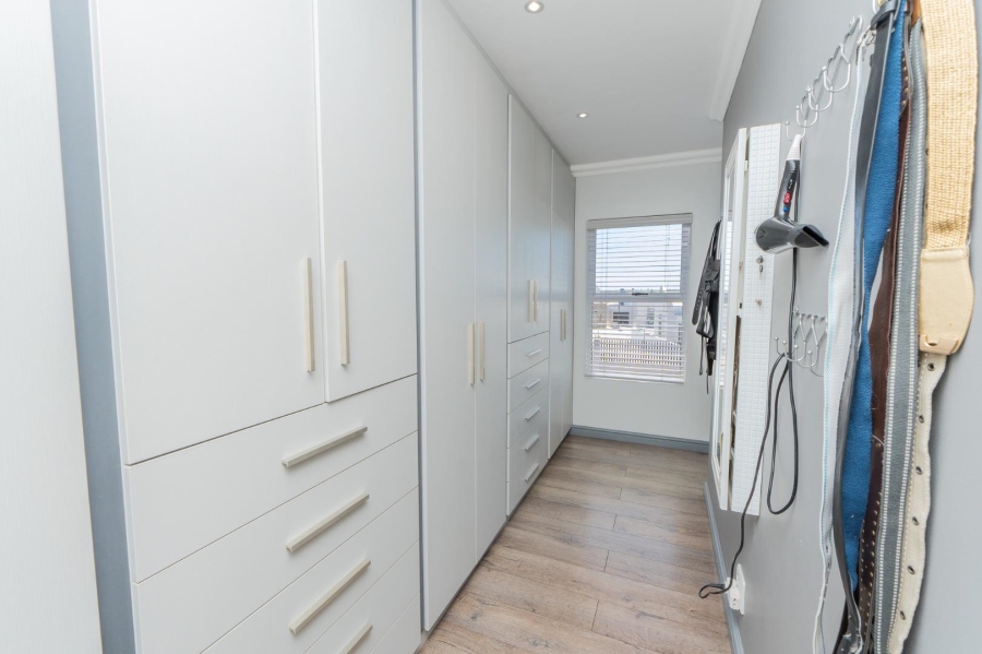 4 Bedroom Property for Sale in Laguna Sands Western Cape